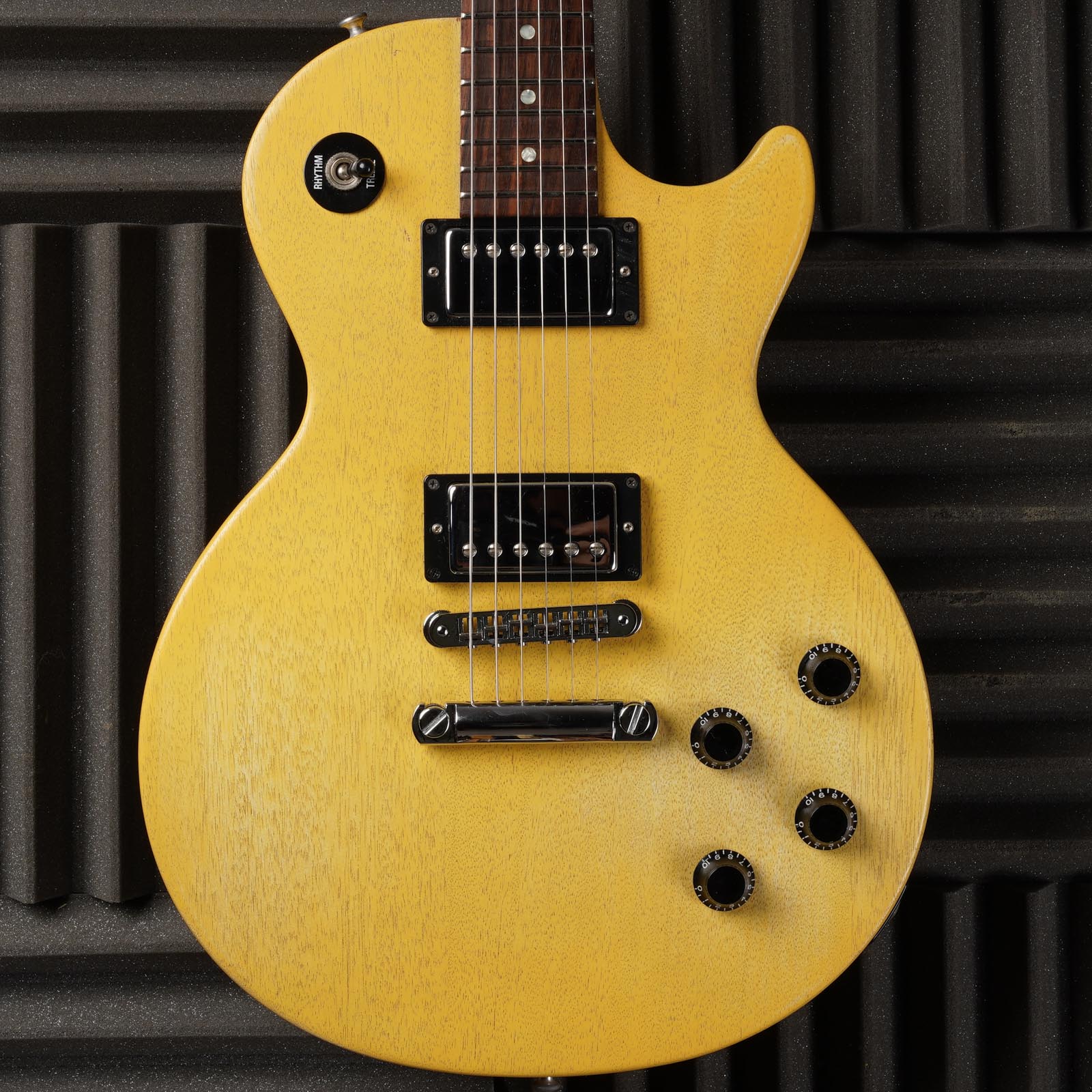 Gibson Les Paul Junior Special with Humbuckers 2003 - Worn Yellow –  FenderFever