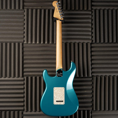 Fender American Elite Stratocaster with Maple Fretboard 2018 - Ocean Turquoise Metallic