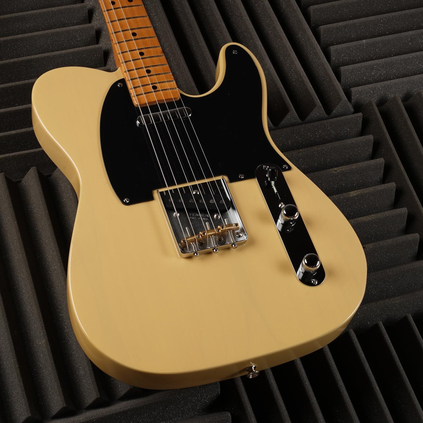 Fender Vintera II '50s Nocaster / Custom Shop Pickups 2023 - Blackguard Blonde