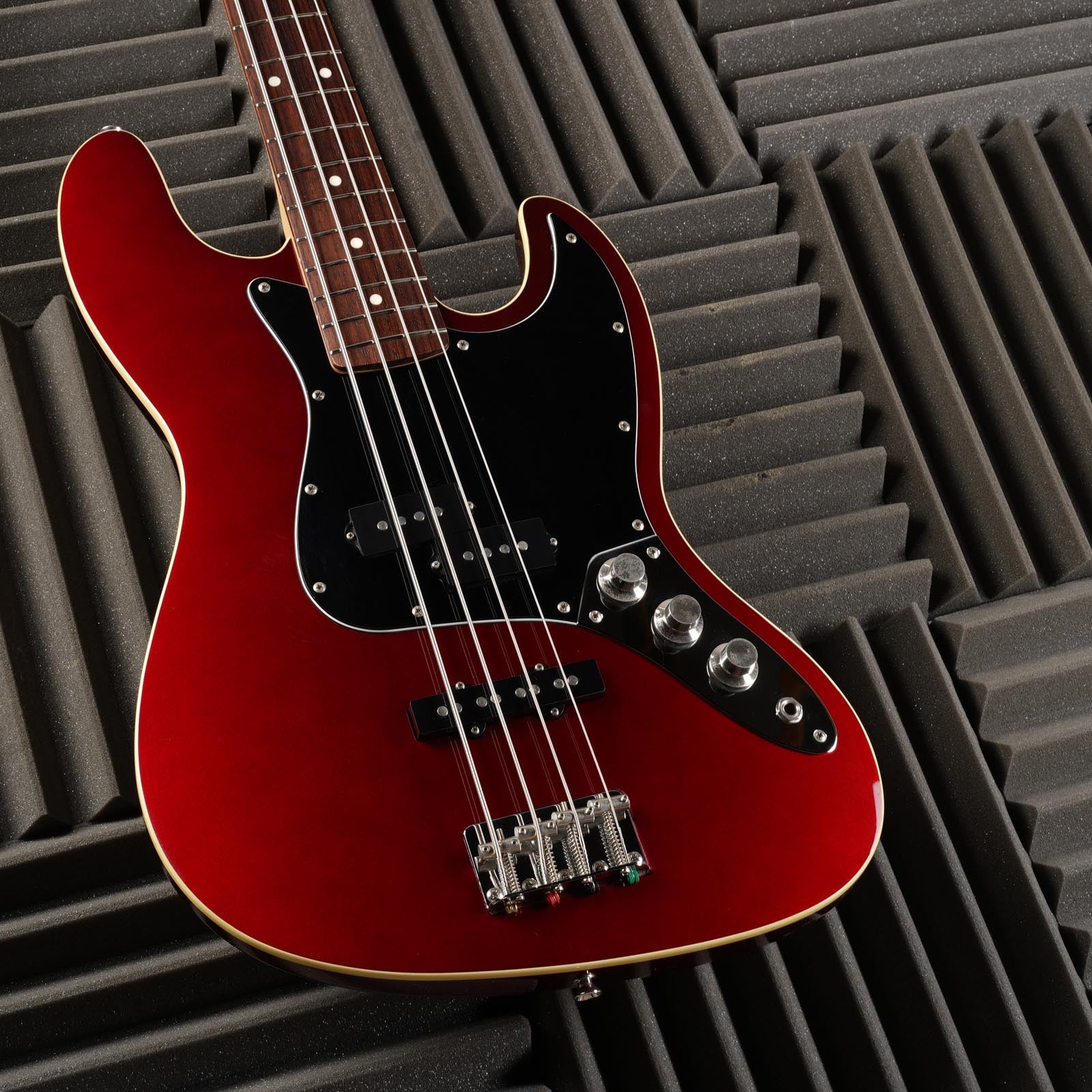 Fender AJB Aerodyne Jazz Bass 2006/2008 - Old Candy Apple Red – FenderFever