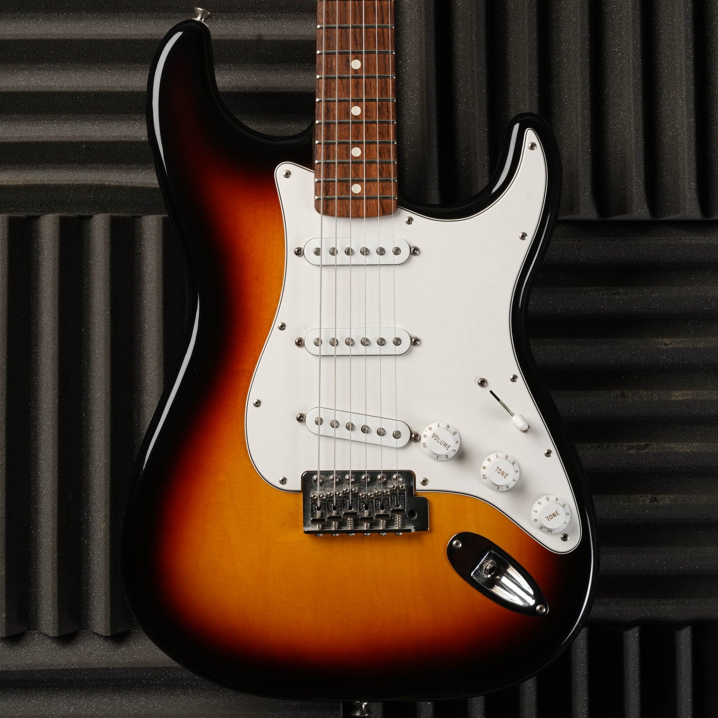 Fender Standard Stratocaster with Rosewood Fretboard 2007 - Brown Sunburst