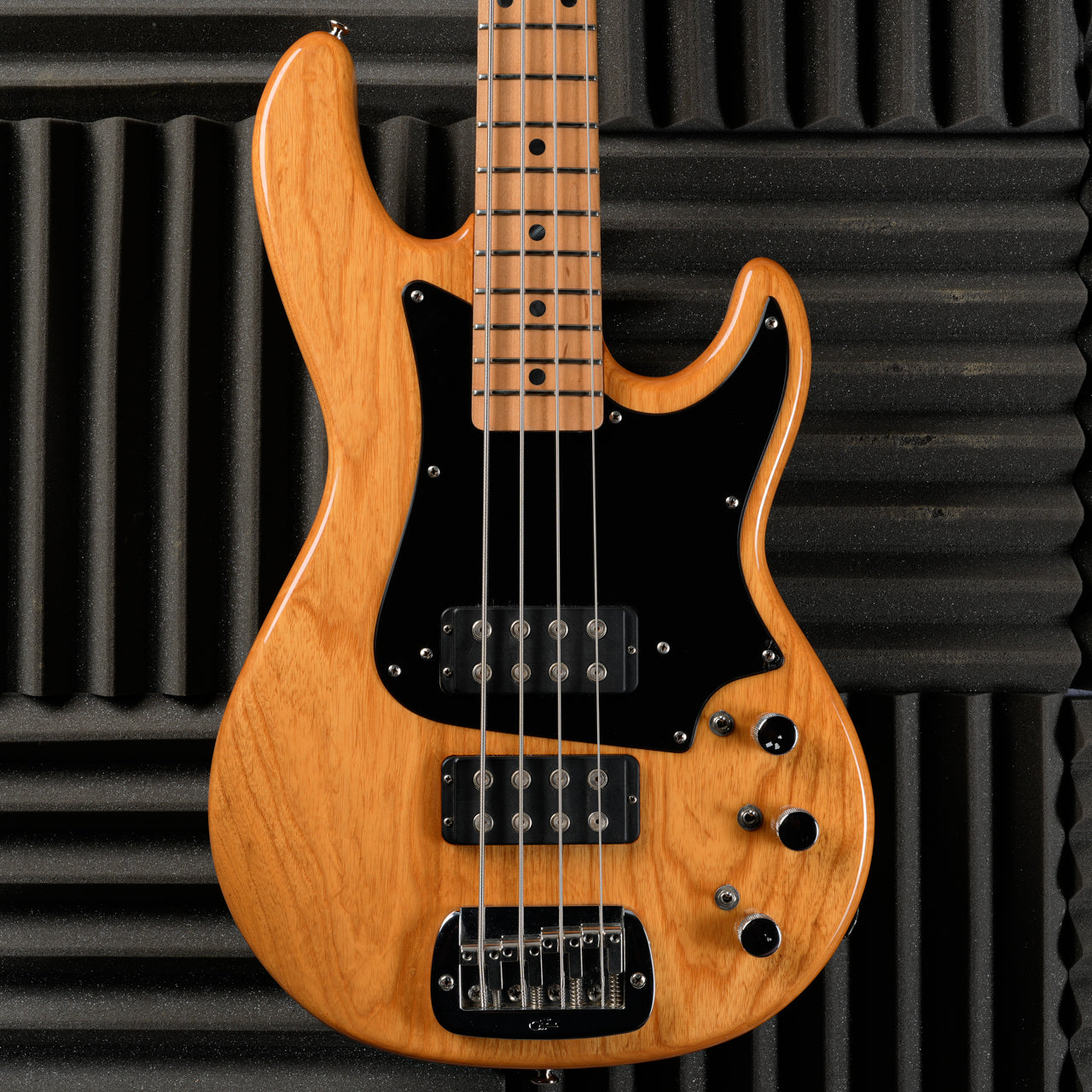 G&L L-2000 - 2000 - Natural