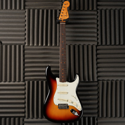 Fender American Vintage II '61 Stratocaster 2023 - 3-Color Sunburst