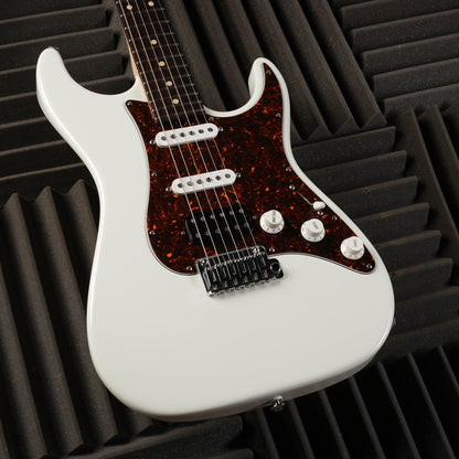 Suhr Pro Series S1 Alder Body with Rosewood Fretboard - White