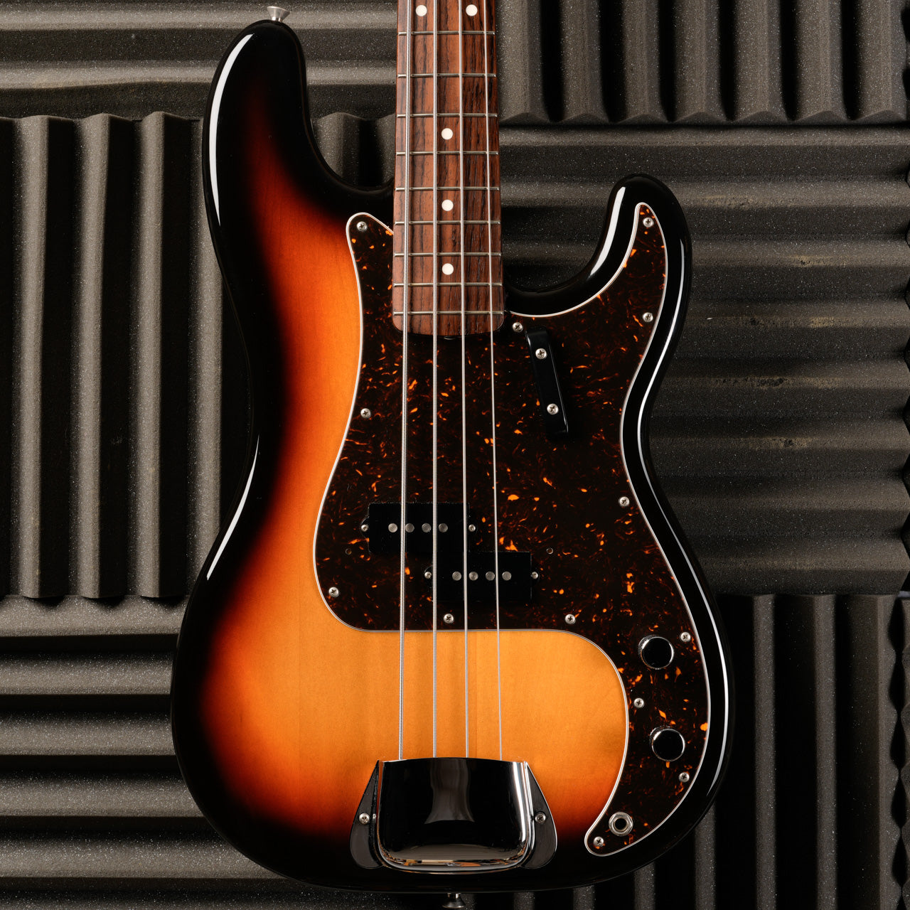 Fender Hama Okamoto Precision Bass 2016 - Sunburst – FenderFever