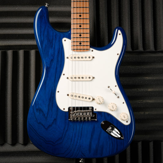 Fender Limited Edition American Professional Ash Stratocaster with Roasted Neck 2019 - Sapphire Blue Transparent