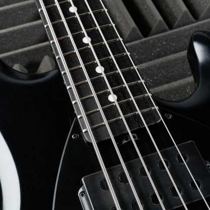 Ernie Ball Music Man StingRay 5 HH 2017 - Stealth Black