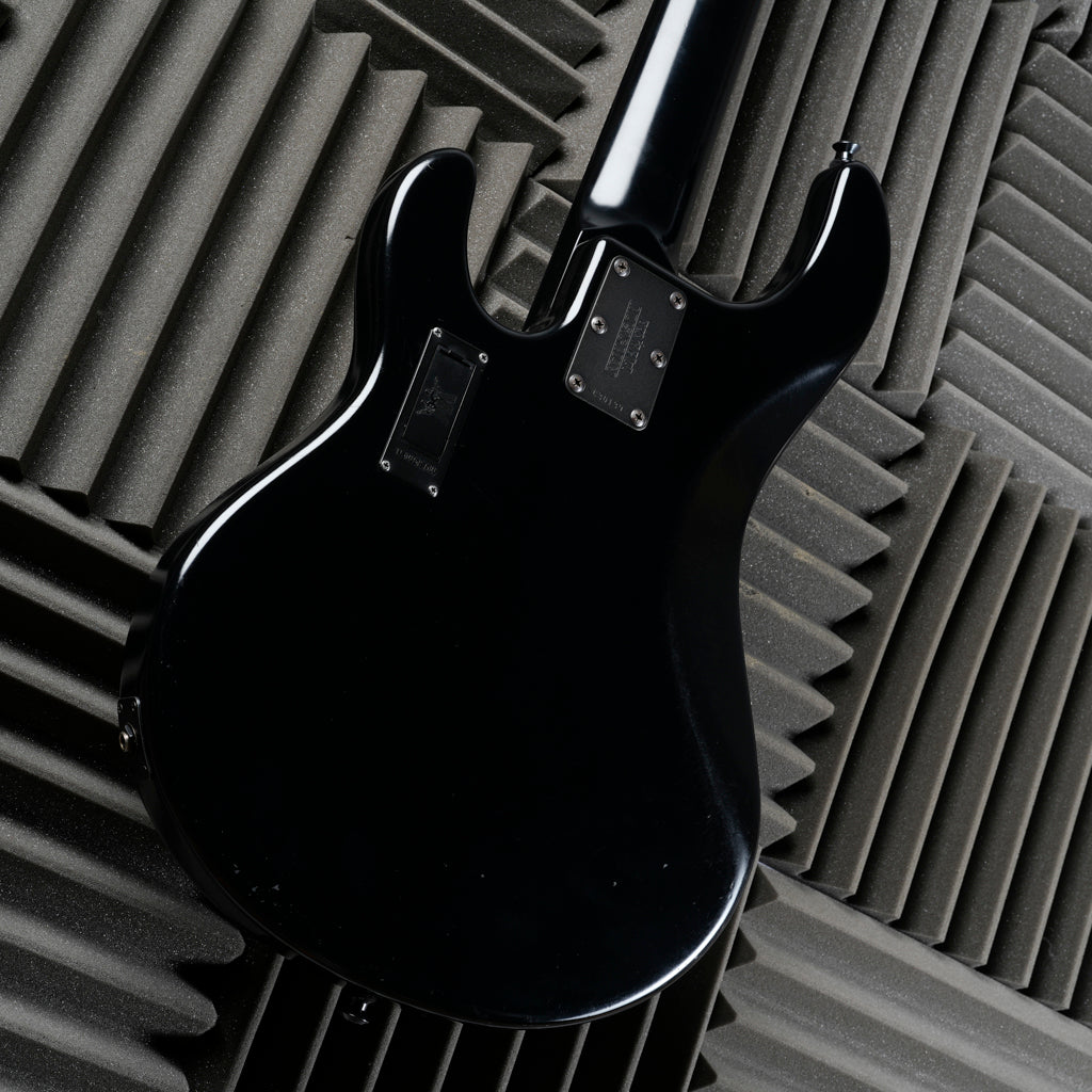 Ernie Ball Music Man StingRay 5 HH 2017 - Stealth Black