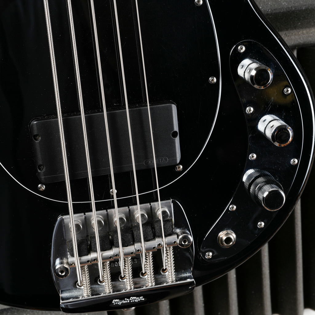 Ernie Ball Music Man Classic StingRay 5 with Rosewood Fretboard 2010 - Black
