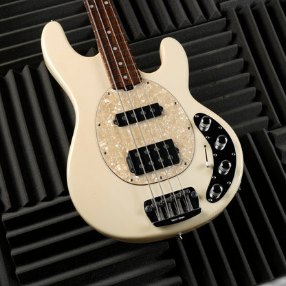 Ernie Ball Music Man StingRay 4 HS with Rosewood Fretboard 2006 - White