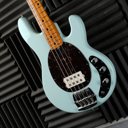 Ernie Ball Music Man Classic StingRay 4 with Maple Fretboard 2010 - Powder Blue