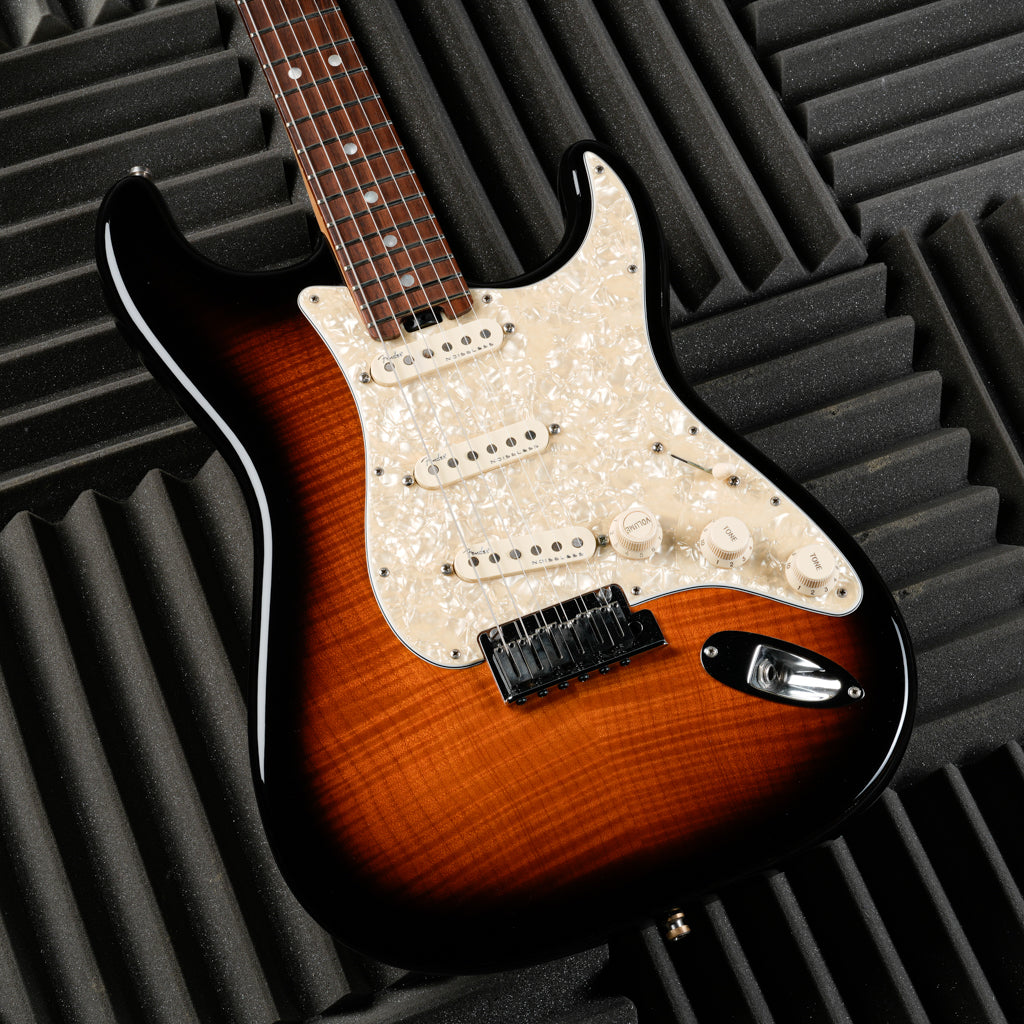Fender Magnificent Seven American Elite Stratocaster - 2016 - 2-Colour Sunburst