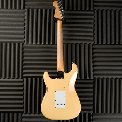 Fender CME Exclusive Road Worn '60s Stratocaster 2020 - Vintage White