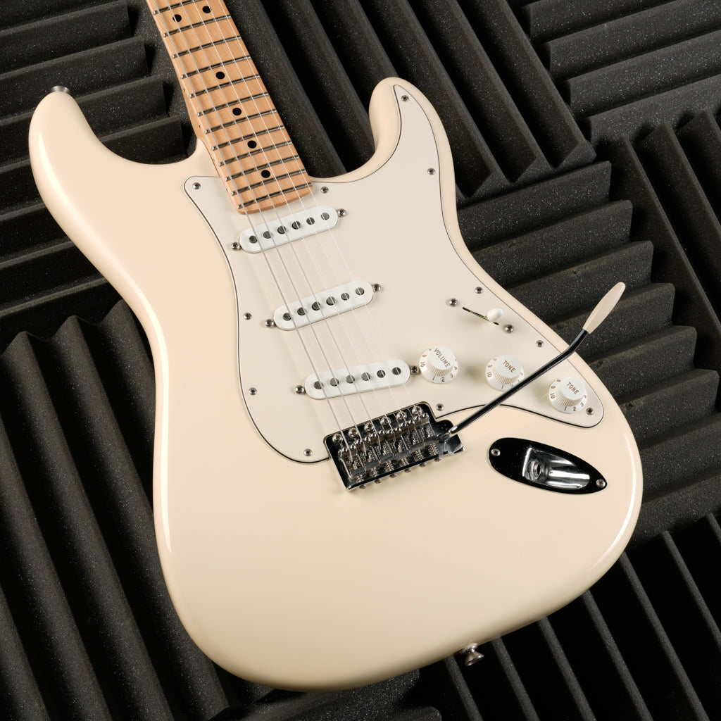 Fender American Special Stratocaster with Maple Fretboard 2017 - Olympic White