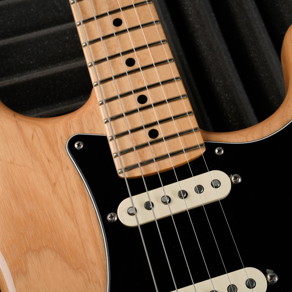 Fender American Professional Stratocaster with Maple Fretboard 2017 - Natural