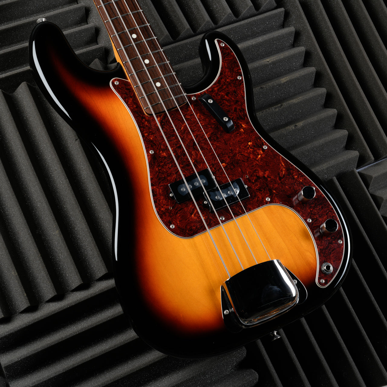 Fender Hama Okamoto Signature Precision Bass 2023 - 3-Color Sunburst