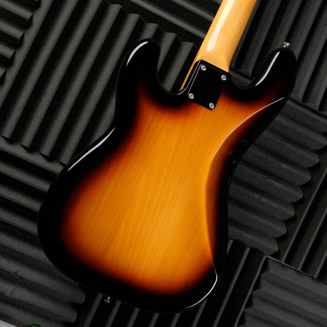 Fender Hama Okamoto Signature Precision Bass 2023 - 3-Color Sunburst