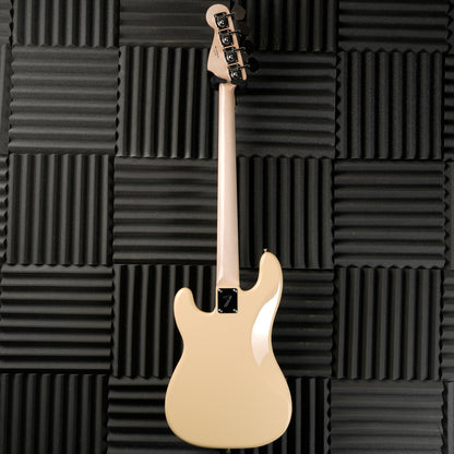 Fender Traditional '70s Precision Bass 2025 - Vintage White