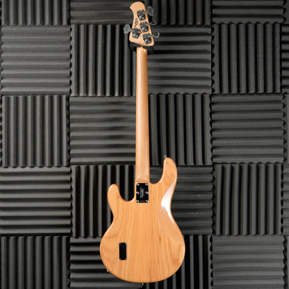 Ernie Ball Music Man StingRay 4 H with Rosewood Fretboard 2004 - Natural