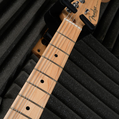 Fender American Professional Stratocaster with Maple Fretboard 2018 - Olympic White