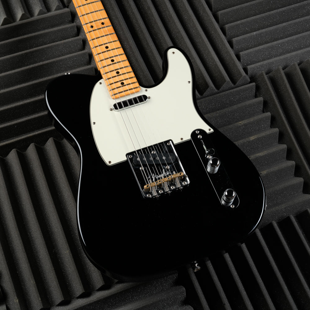 Fender American Professional II Telecaster with Maple Fretboard 2022 - Black