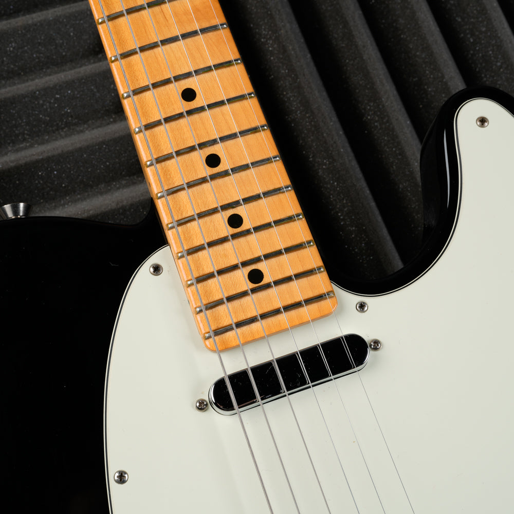 Fender American Professional II Telecaster with Maple Fretboard 2022 - Black