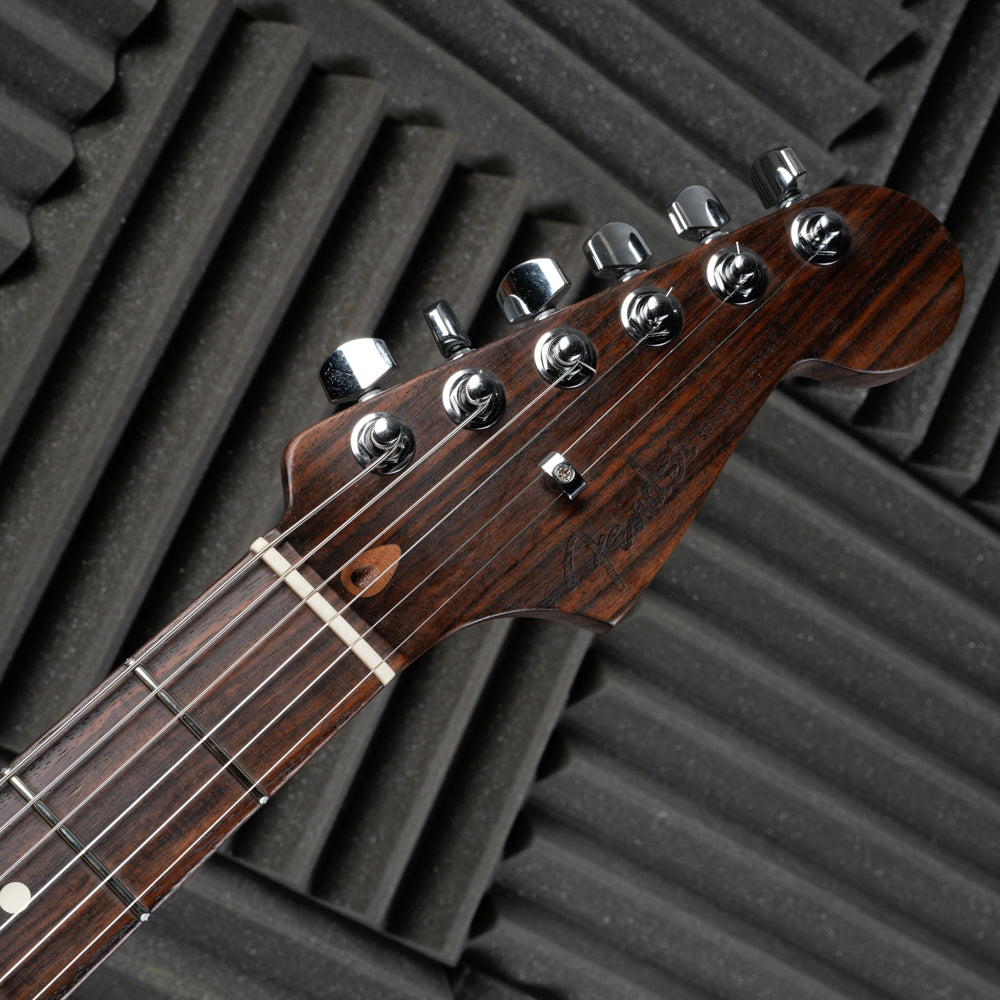 Fender American Professional II Stratocaster with Solid Rosewood Neck 2021 - Shell Pink