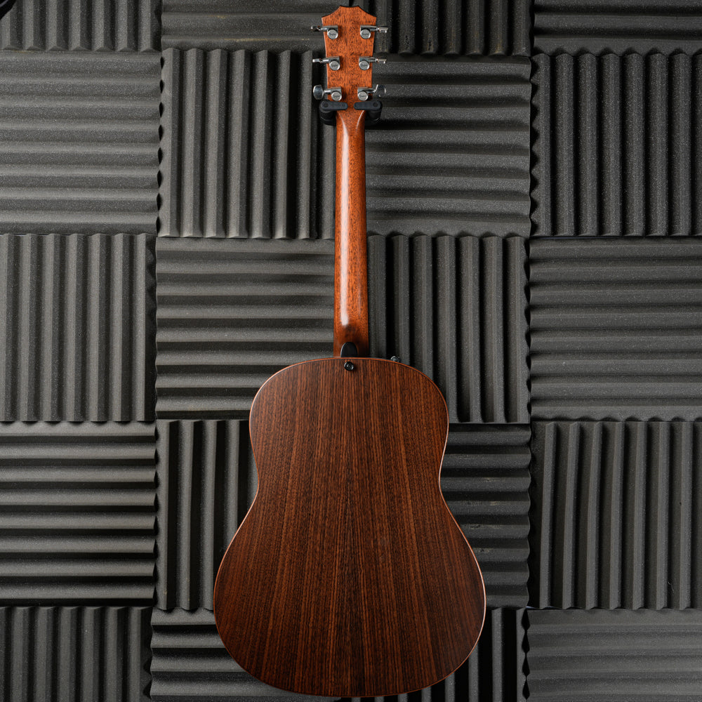 Taylor Builder's Edition 717e with V-Class Bracing 2019 - Present - Natural