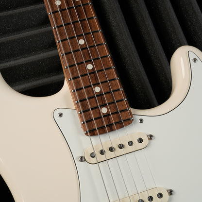 Fender American Professional Stratocaster with Rosewood Fretboard 2016 - Olympic White