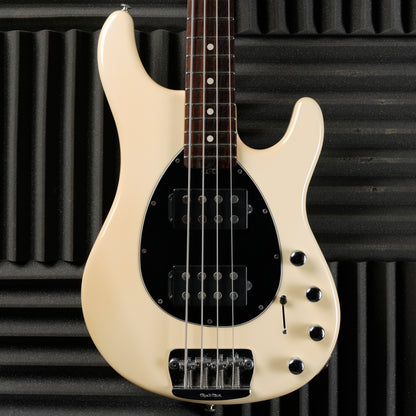 Ernie Ball Music Man Sterling 4 HH with Rosewood Fretboard 2006 - White