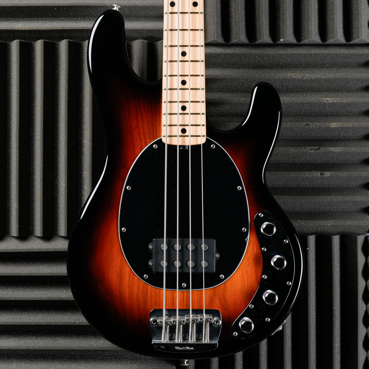 Ernie Ball Music Man StingRay 4 H with Maple Fretboard 2017 - Vintage Sunburst