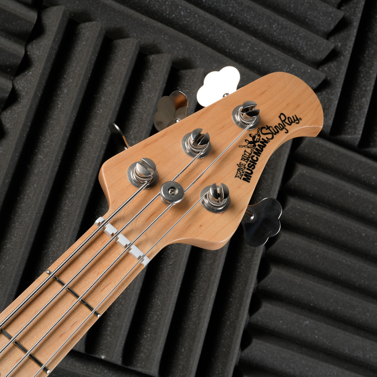 Ernie Ball Music Man StingRay 4 H with Maple Fretboard 2017 - Vintage Sunburst