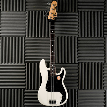 Fender PB-70 Precision Bass Reissue CIJ - 1997/2000 - Olympic White