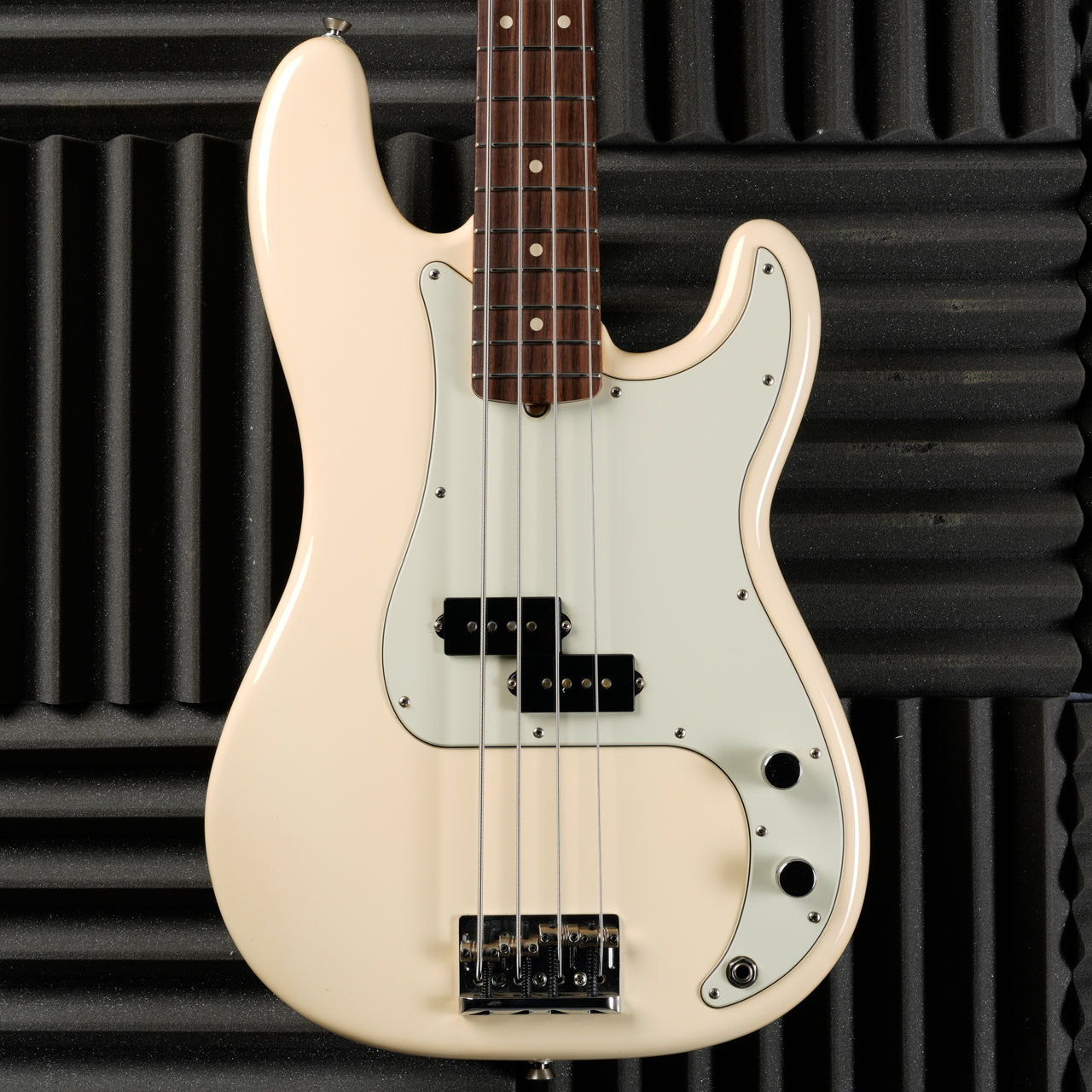 Fender American Professional Precision Bass with Rosewood Fretboard 2017 - Olympic White