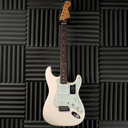 Fender Vintera II '60s Stratocaster with Rosewood Fretboard 2025 - Olympic White