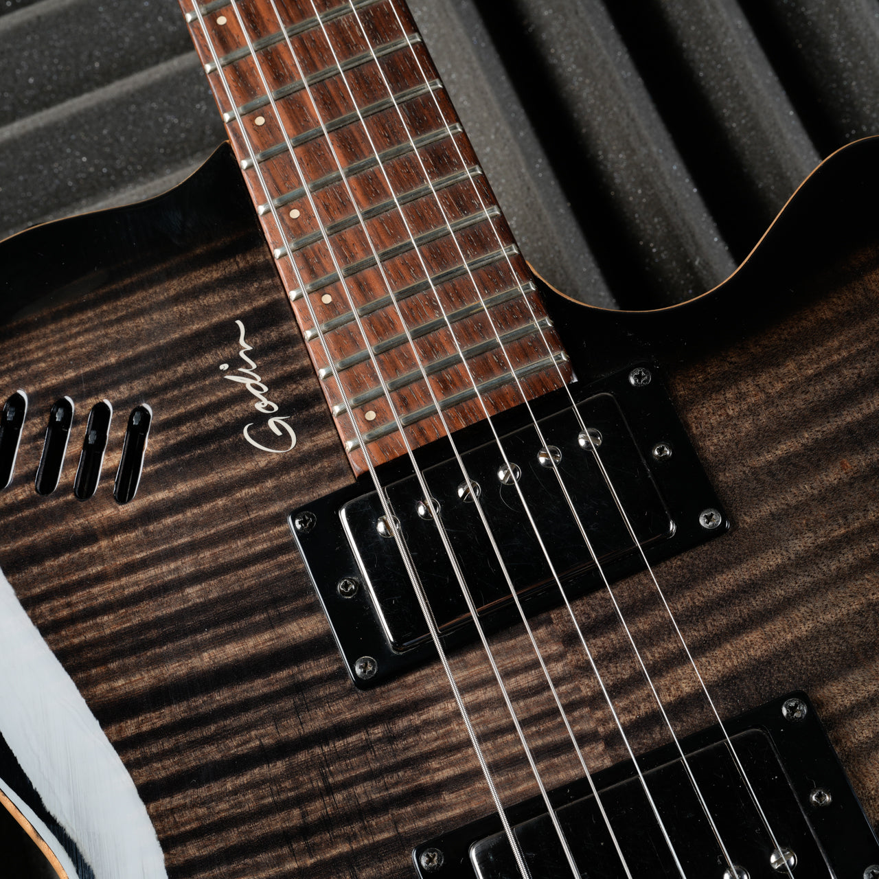 Godin Flat Five X 2002 Trans Black