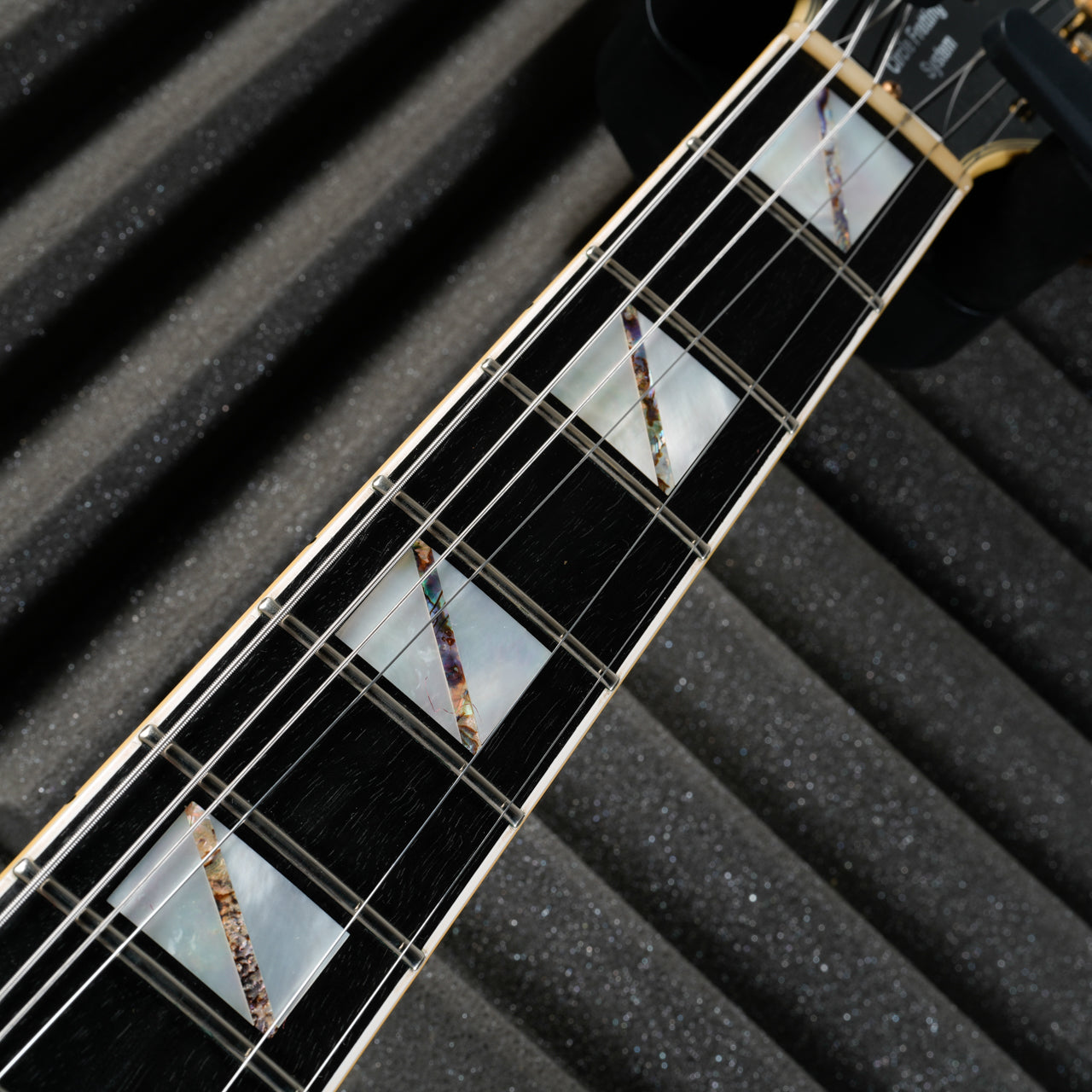 History GH-LCV 2004 Ebony