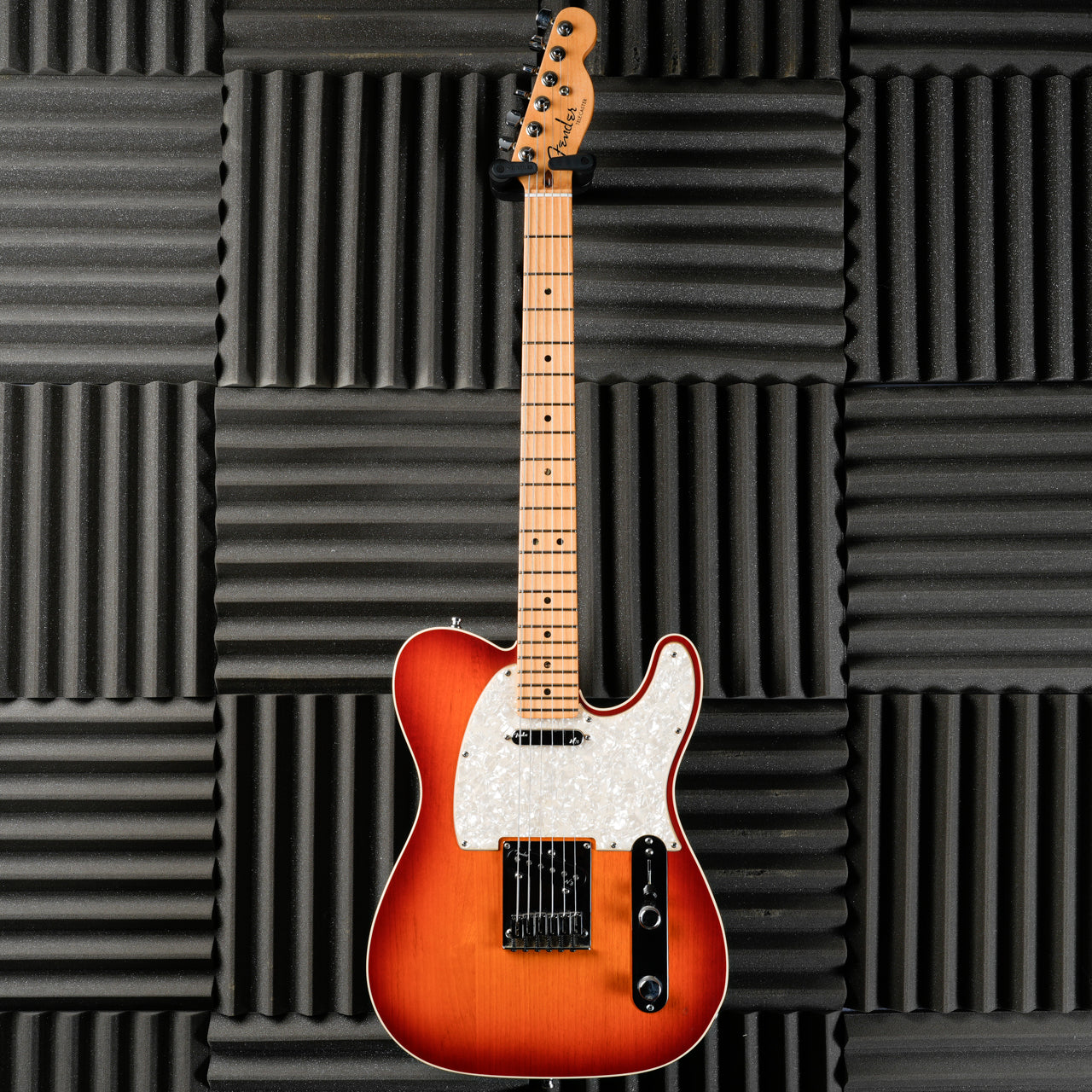 Fender American Deluxe Telecaster with Maple Fretboard 2015 - Aged Cherry Burst