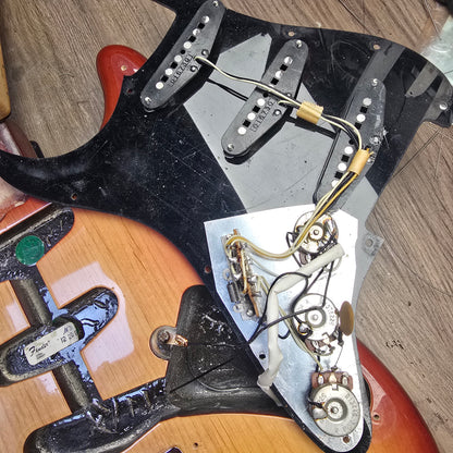 Fender "Dan Smith" Stratocaster with Rosewood Fretboard 1981 - 1983 - Sienna Sunburst